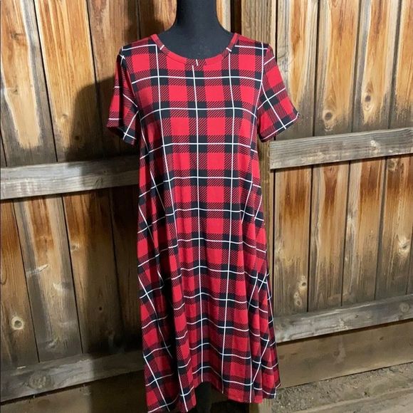 LulaRoe dress plaid red black summer Sz medium NWOT